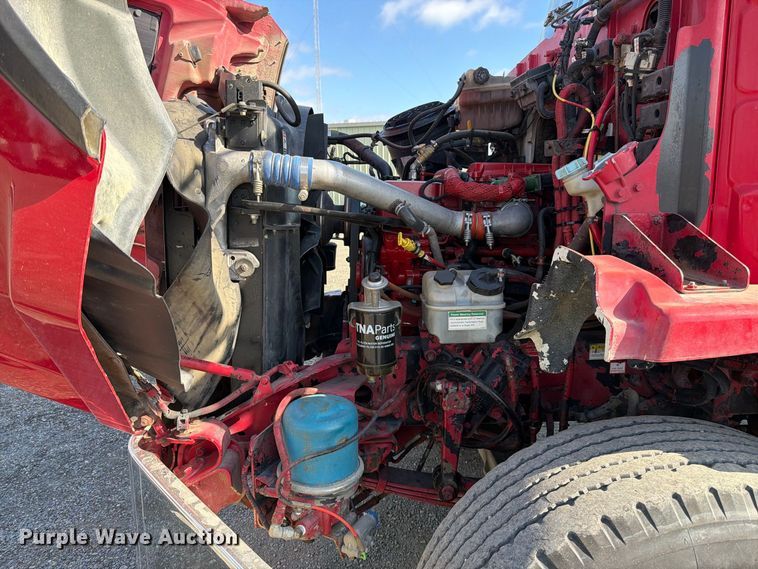 image for item EA0031 2013 Western Star 4700 dump truck
