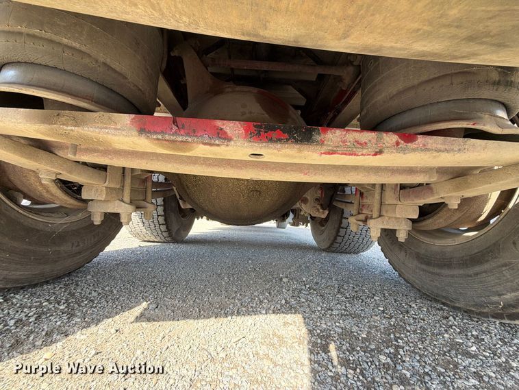 image for item EA0031 2013 Western Star 4700 dump truck