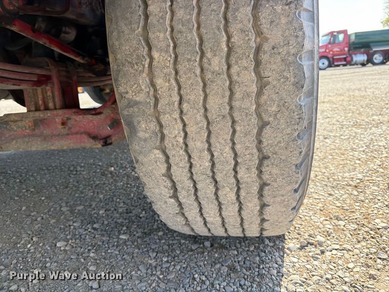 image for item EA0031 2013 Western Star 4700 dump truck