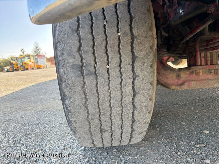 image for item EA0031 2013 Western Star 4700 dump truck