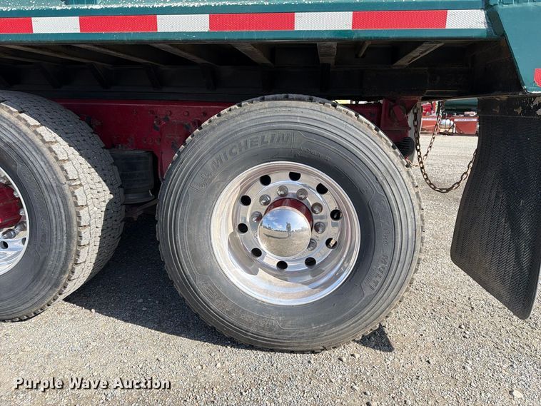 image for item EA0031 2013 Western Star 4700 dump truck