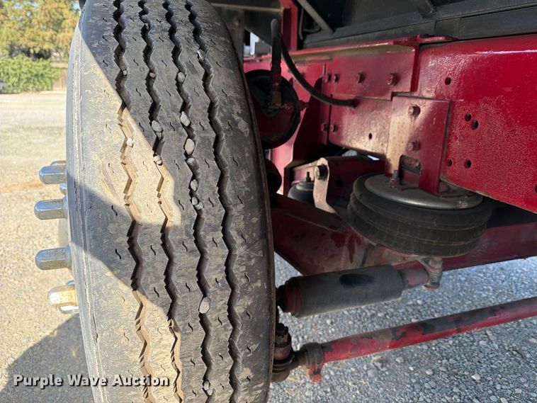 image for item EA0031 2013 Western Star 4700 dump truck
