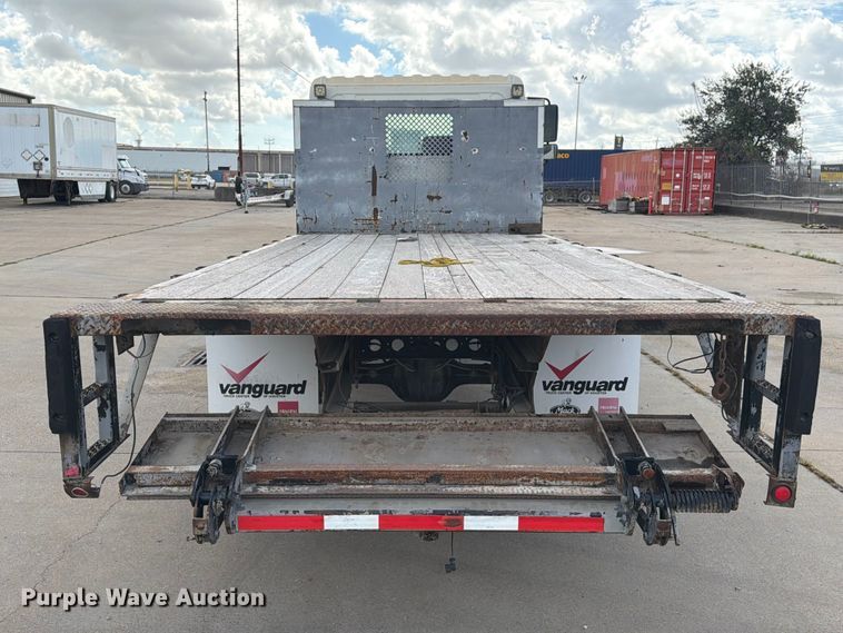 image for item EA7391 2008 Hino 185 flatbed truck