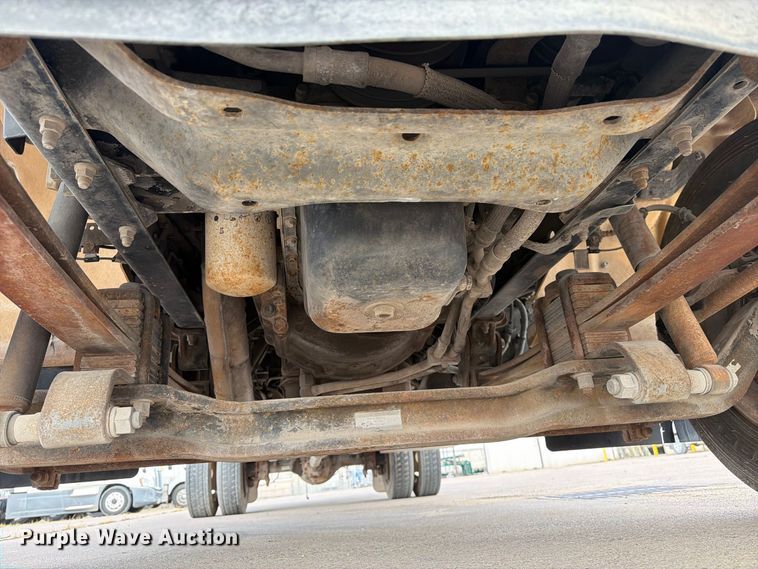 image for item EA7391 2008 Hino 185 flatbed truck