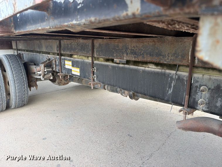 image for item EA7391 2008 Hino 185 flatbed truck