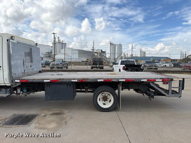 image for item EA7391 2008 Hino 185 flatbed truck