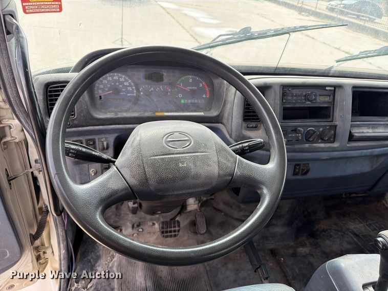 image for item EA7391 2008 Hino 185 flatbed truck