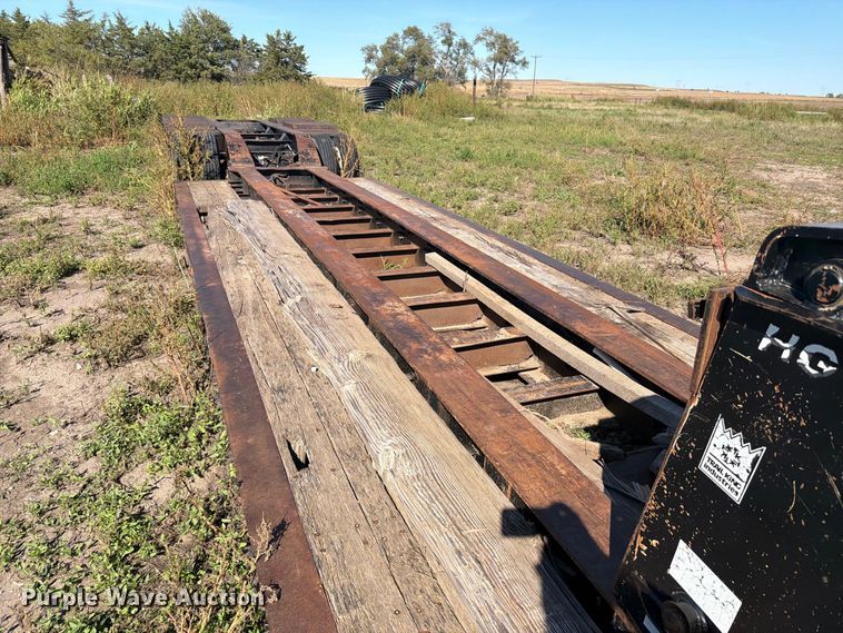 image for item EI7776 2000 Trail King TK110HDC lowboy equipment trailer