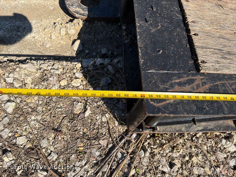 image for item EI7776 2000 Trail King TK110HDC lowboy equipment trailer