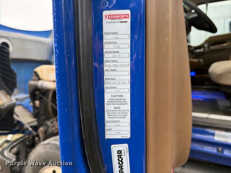 image for item EI7820 2019 Kenworth T680 semi truck