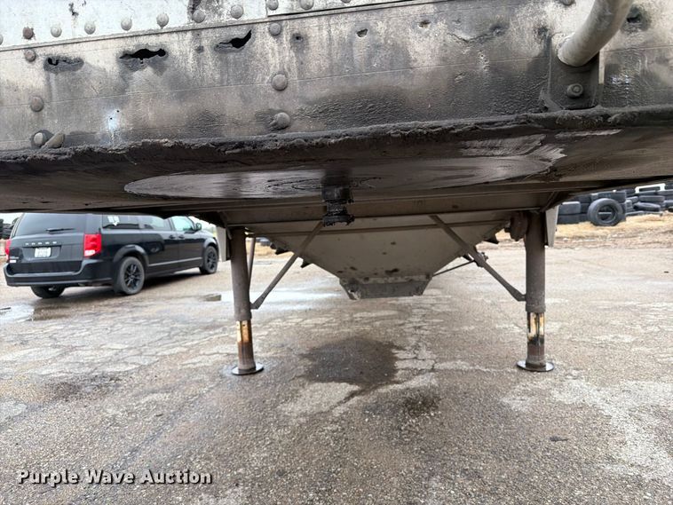 image for item EI7824 1989 Timpte grain trailer