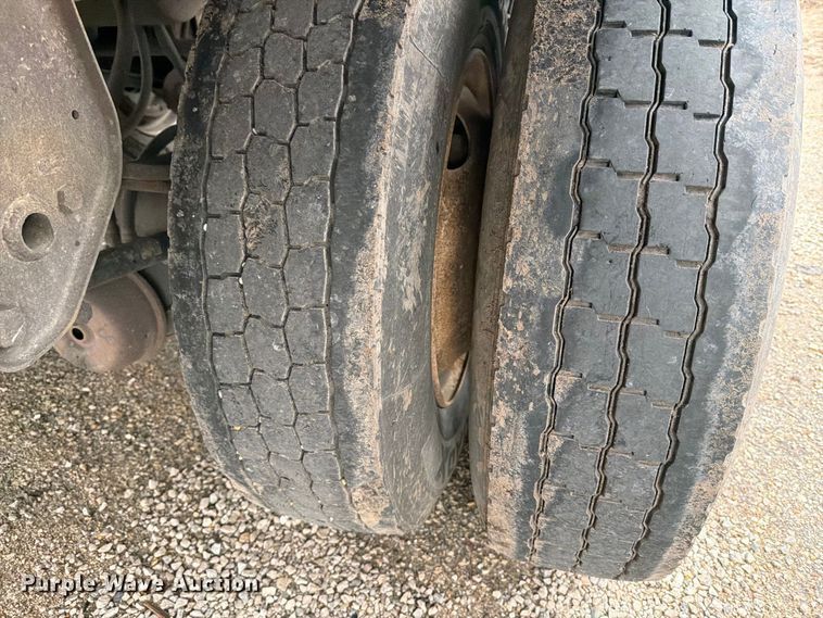 image for item EI7824 1989 Timpte grain trailer
