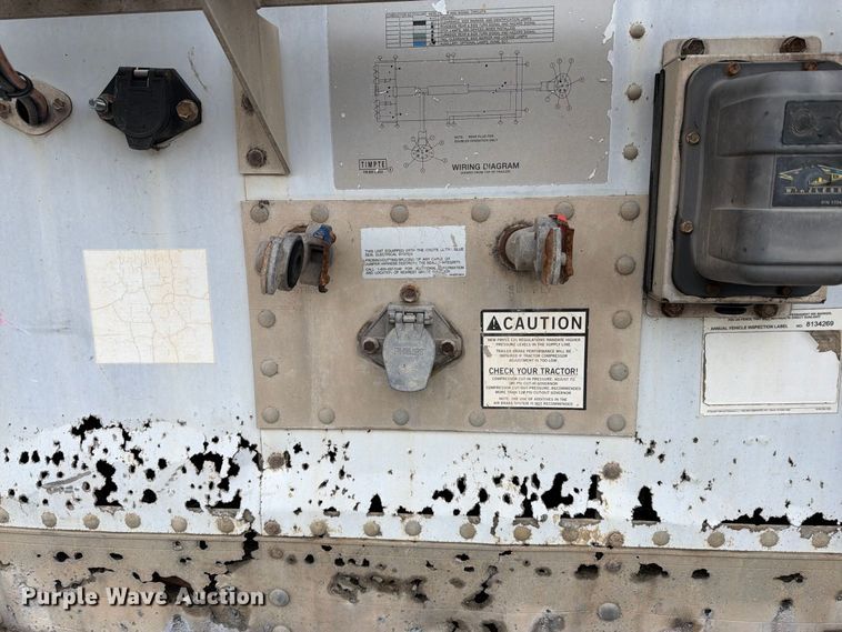 image for item EI7825 1995 Timpte grain trailer