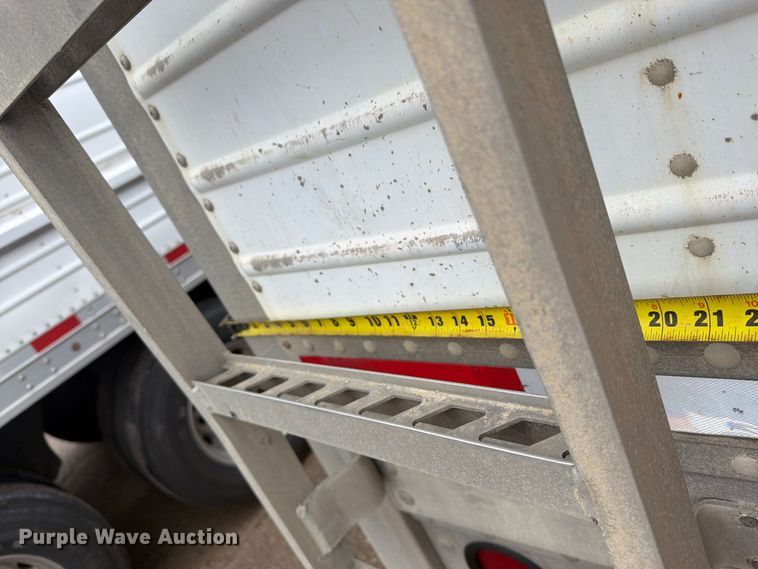 image for item EI7825 1995 Timpte grain trailer