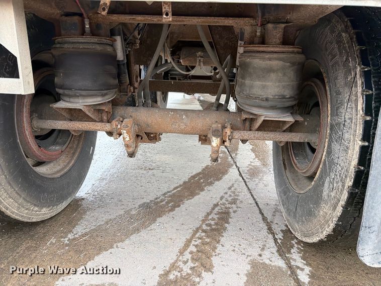 image for item EI7825 1995 Timpte grain trailer