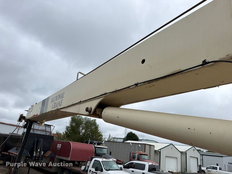 image for item EO8807 2007 Ford F750 Super Duty XL crane truck