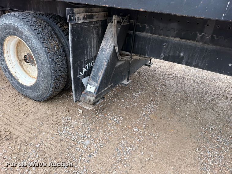 image for item EO8807 2007 Ford F750 Super Duty XL crane truck