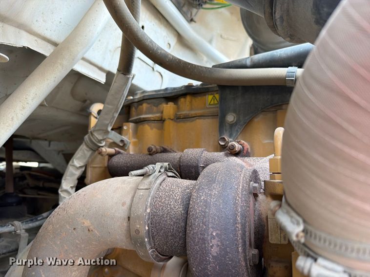 image for item EO8807 2007 Ford F750 Super Duty XL crane truck
