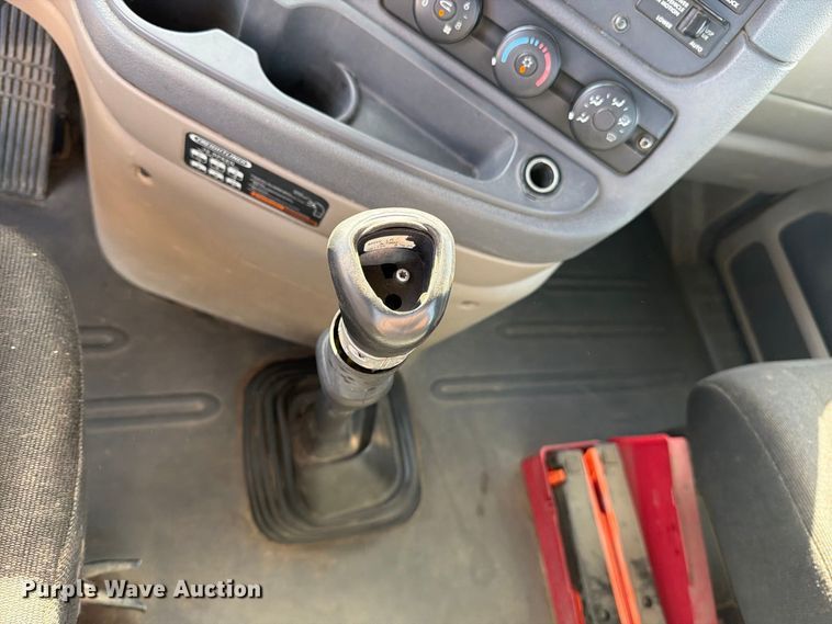 image for item EP3058 2010 Freightliner Cascadia semi truck