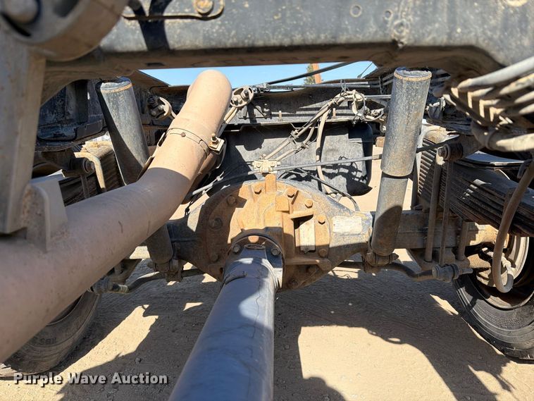 image for item EP3060 2014 RAM 5500 truck cab and chassis