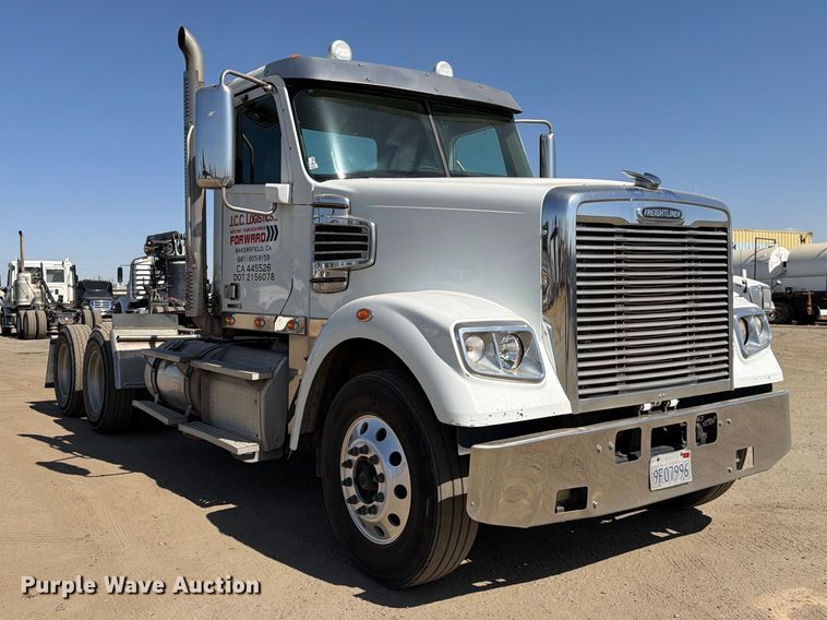 image for item EP3061 2013 Freightliner Coronado semi truck