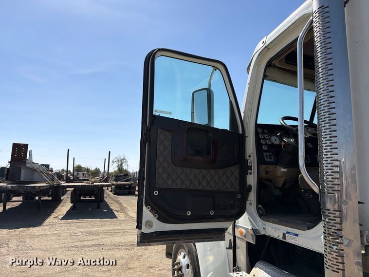 image for item EP3061 2013 Freightliner Coronado semi truck