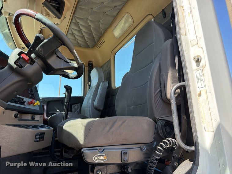 image for item EP3061 2013 Freightliner Coronado semi truck
