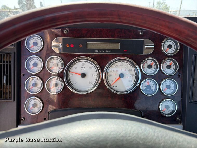 image for item EP3061 2013 Freightliner Coronado semi truck