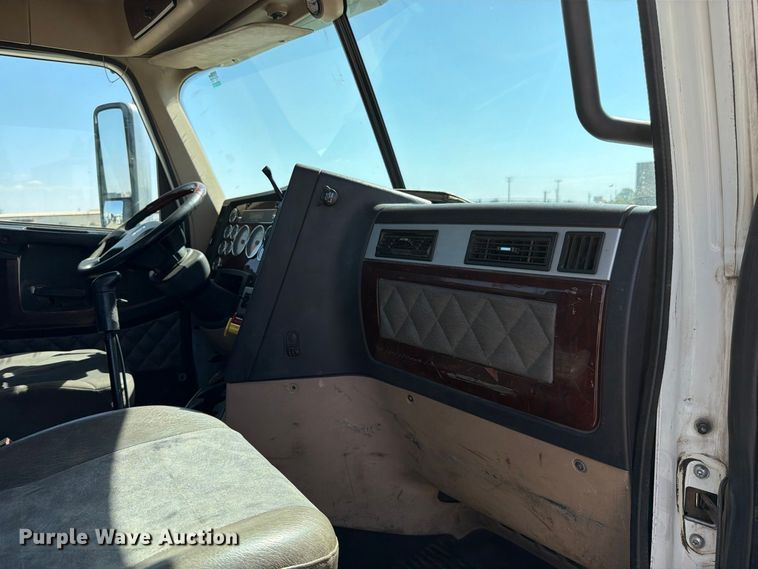 image for item EP3061 2013 Freightliner Coronado semi truck