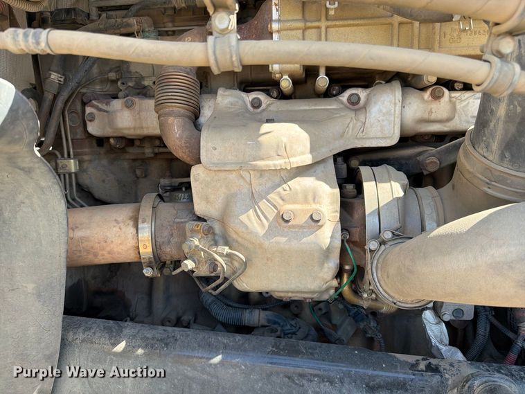 image for item EP3061 2013 Freightliner Coronado semi truck