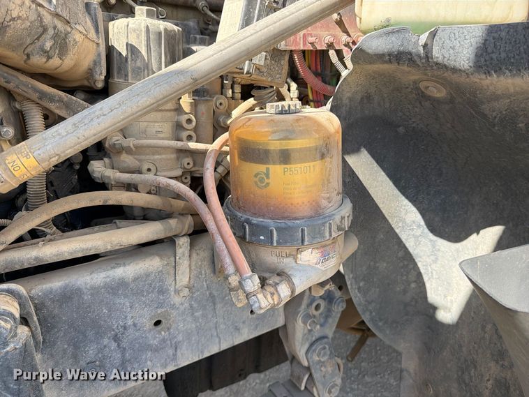 image for item EP3061 2013 Freightliner Coronado semi truck
