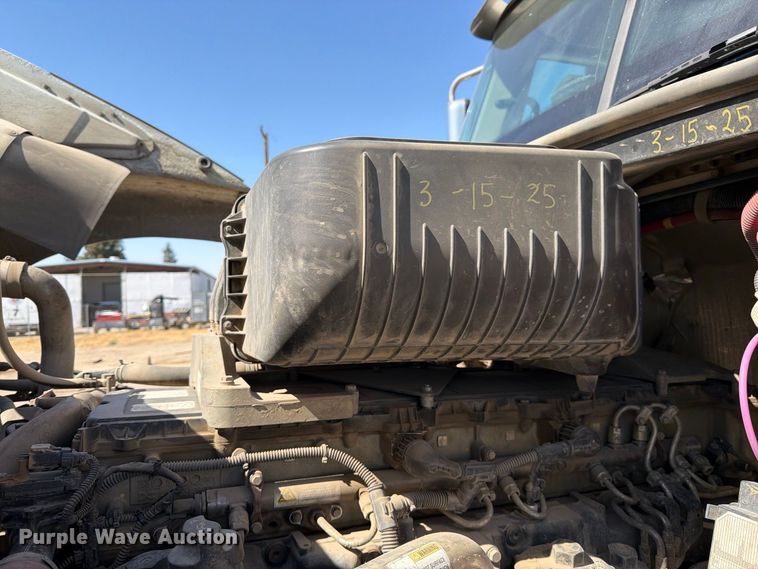 image for item EP3061 2013 Freightliner Coronado semi truck