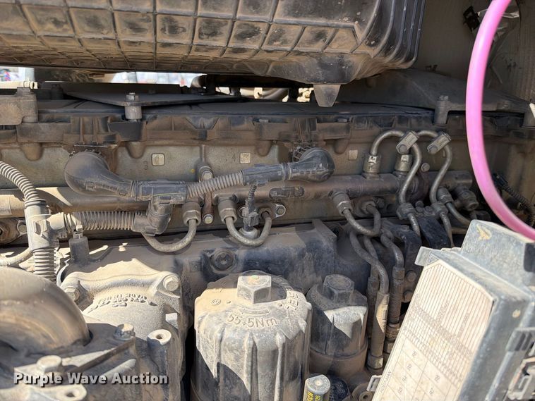 image for item EP3061 2013 Freightliner Coronado semi truck