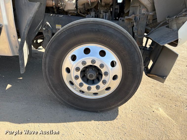 image for item EP3061 2013 Freightliner Coronado semi truck