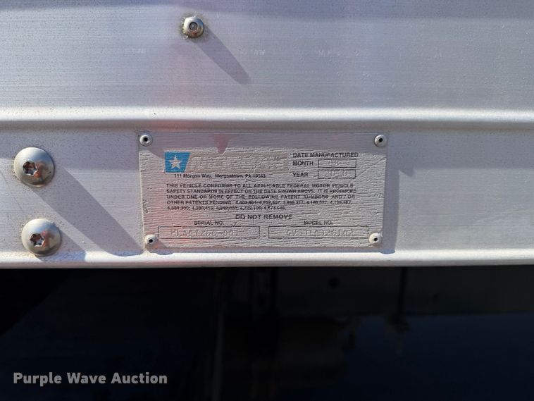 image for item EP3067 2011 Freightliner Business Class M2 box truck