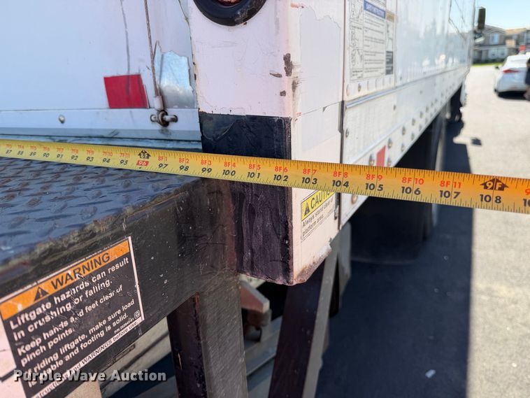 image for item EP3067 2011 Freightliner Business Class M2 box truck