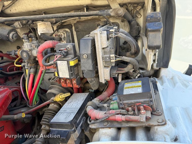 image for item EP3067 2011 Freightliner Business Class M2 box truck