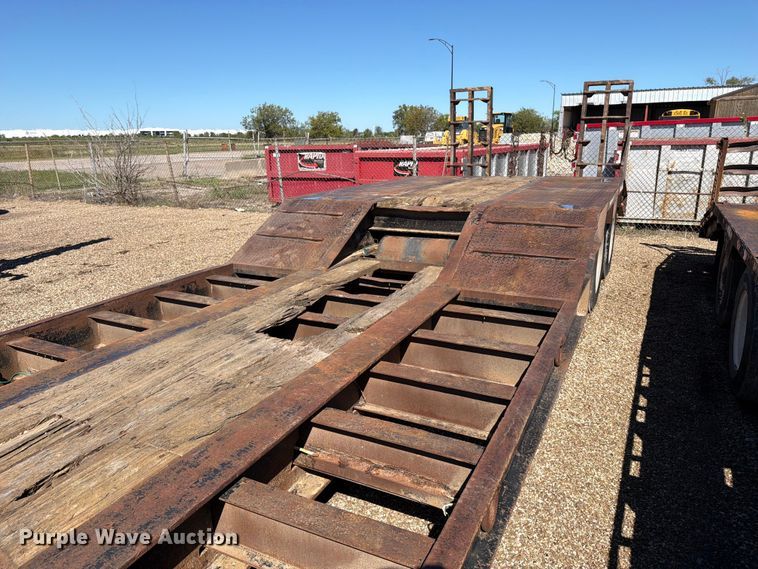 image for item EP7884 2011 Neville DRPNK double drop deck equipment trailer