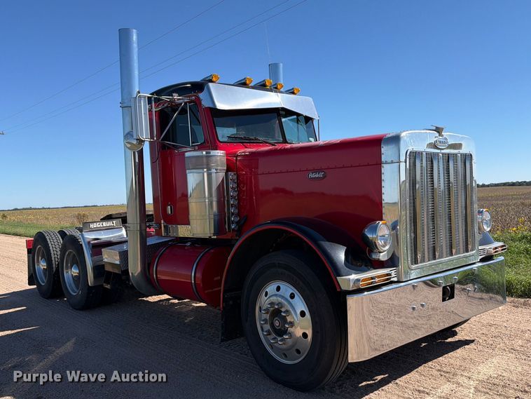 image for item EP7917 1989 Peterbilt 379 semi truck