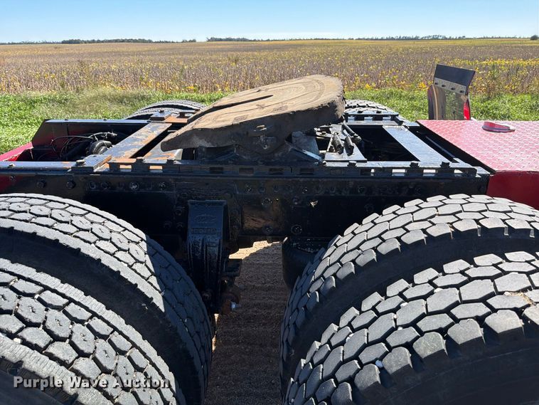 image for item EP7917 1989 Peterbilt 379 semi truck