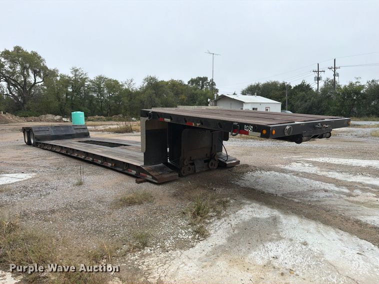 image for item EP7946 2013 XL Specialized XL 70 lowboy equipment trailer
