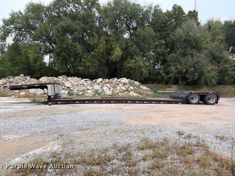 image for item EP7946 2013 XL Specialized XL 70 lowboy equipment trailer