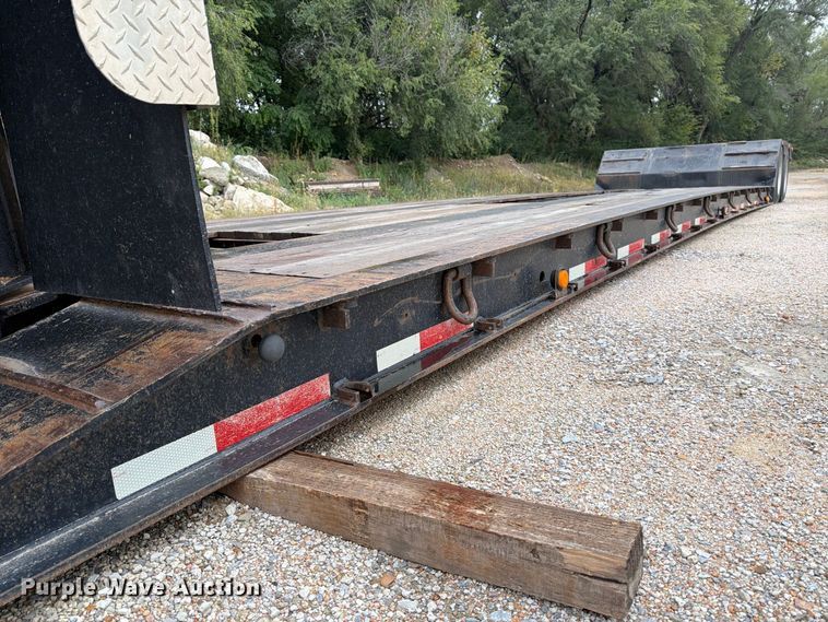 image for item EP7946 2013 XL Specialized XL 70 lowboy equipment trailer