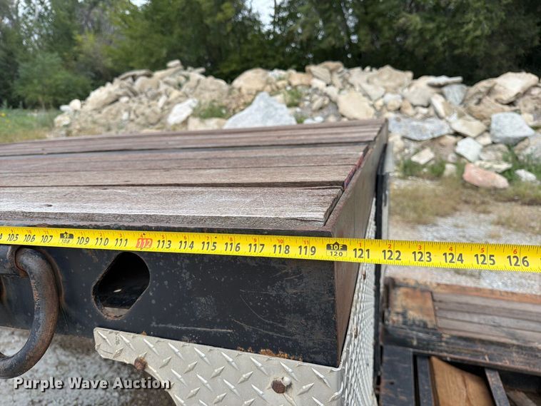 image for item EP7946 2013 XL Specialized XL 70 lowboy equipment trailer