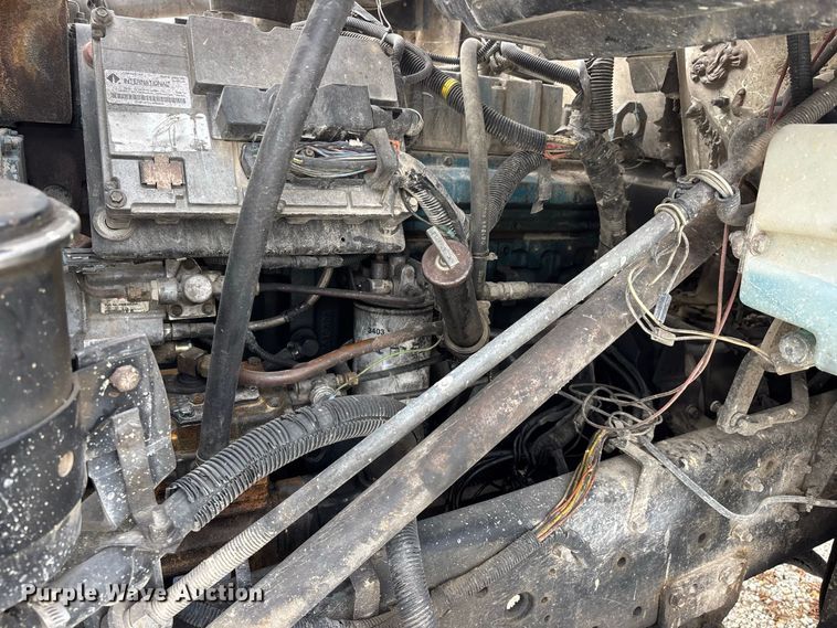 image for item ER3403 1999 International F2574 truck cab and chassis