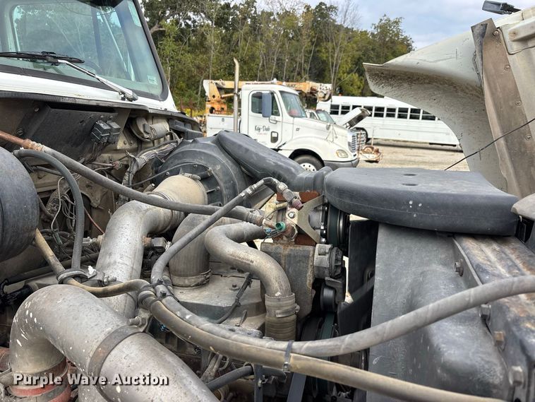 image for item ER3403 1999 International F2574 truck cab and chassis