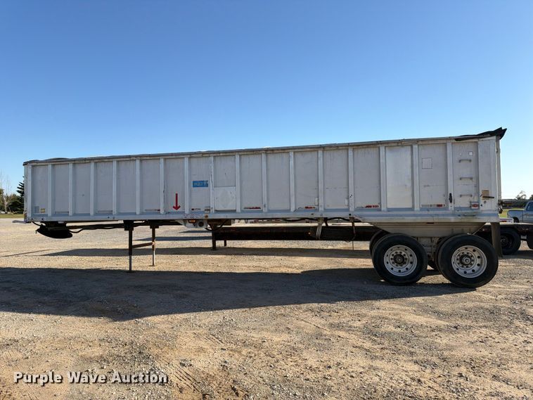 image for item ER3475 1989 Mate end dump trailer