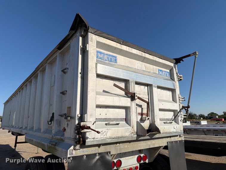 image for item ER3475 1989 Mate end dump trailer