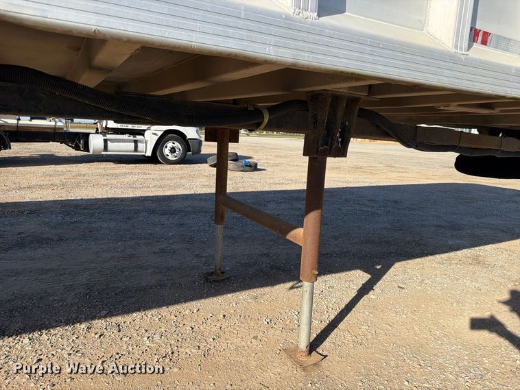 image for item ER3475 1989 Mate end dump trailer