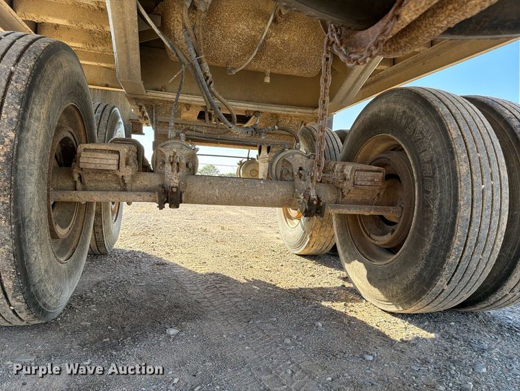 image for item ER3475 1989 Mate end dump trailer